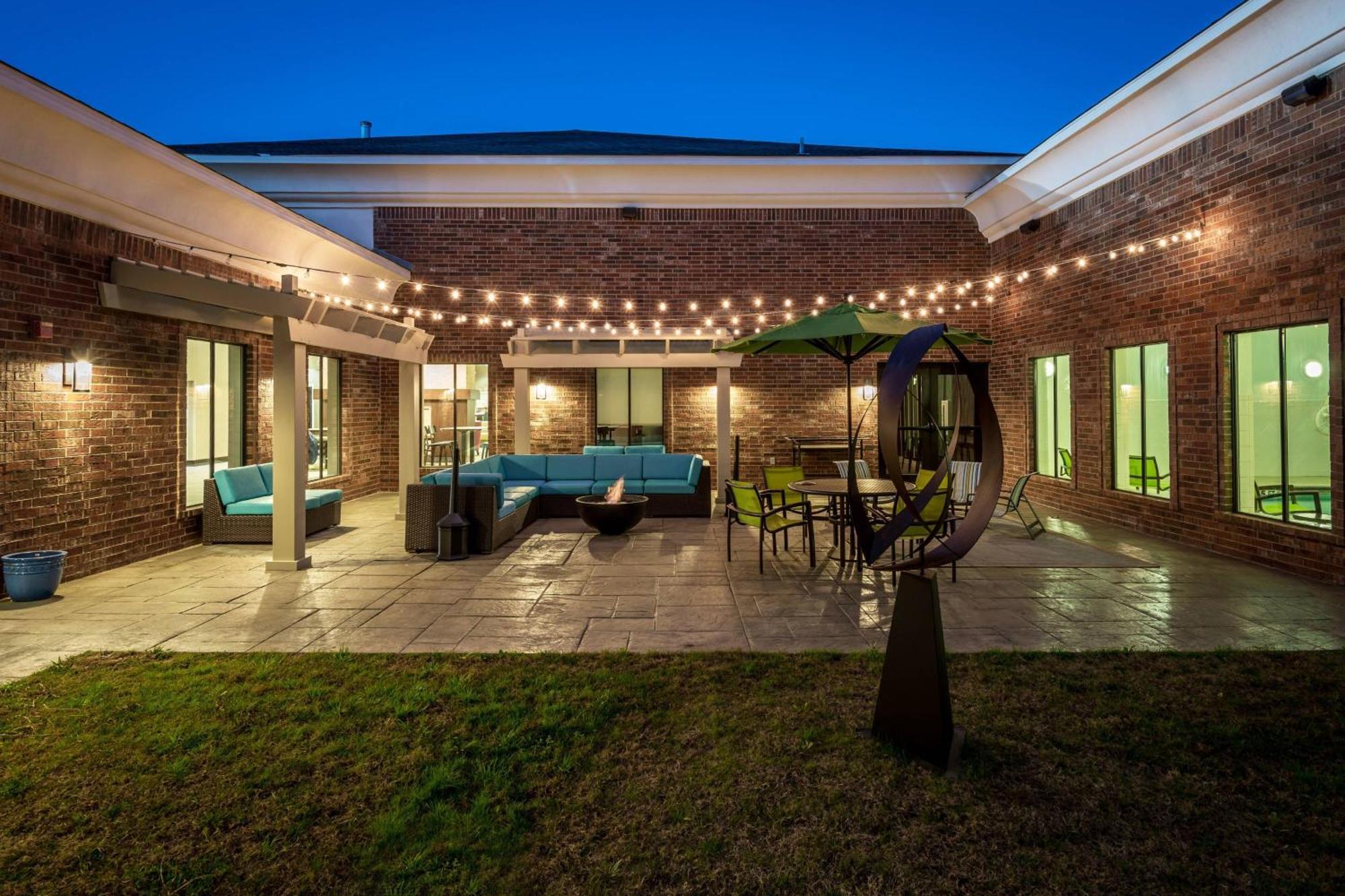 Springhill Suites By Marriott Denton Exterior foto