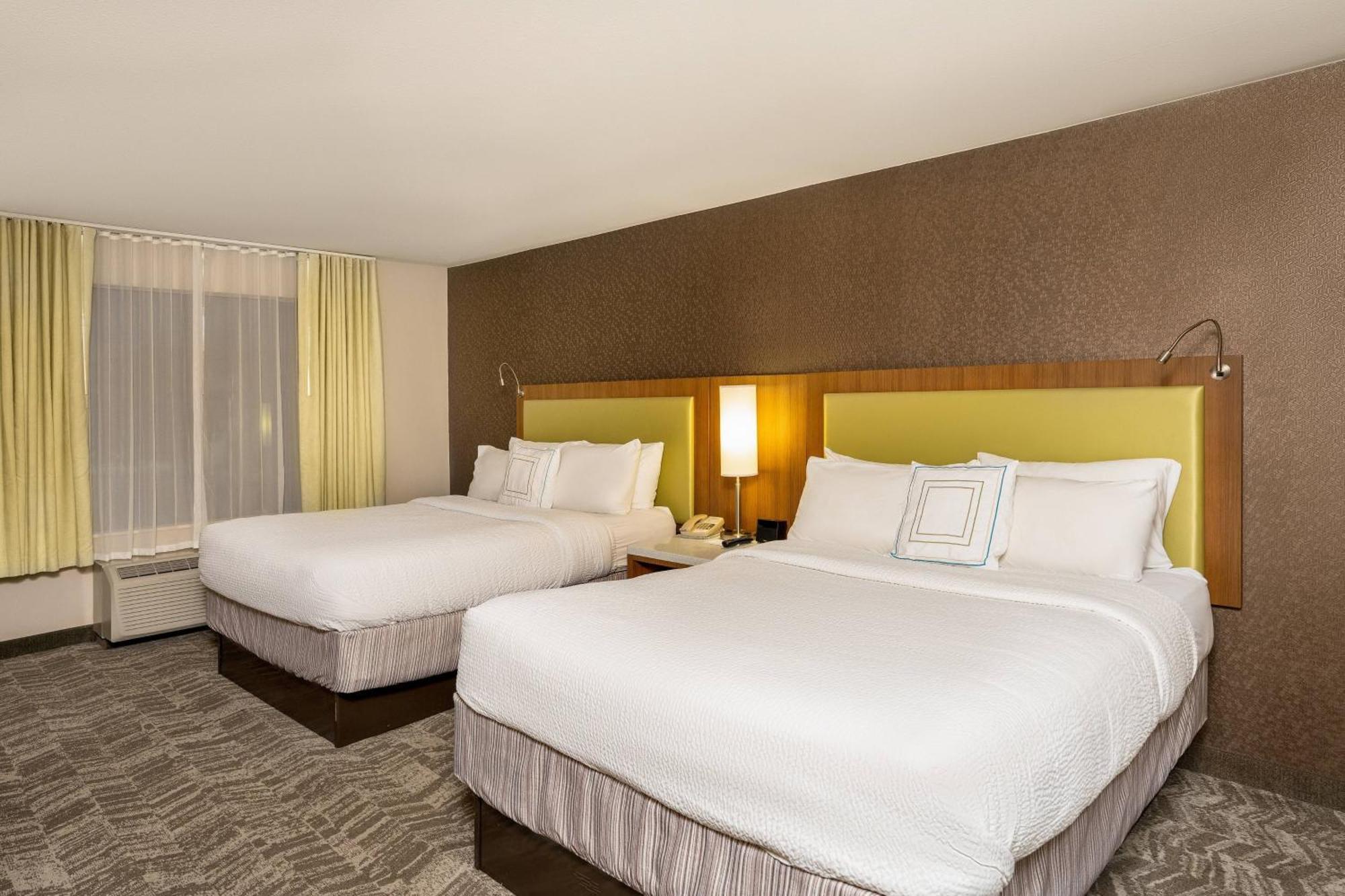 Springhill Suites By Marriott Denton Exterior foto