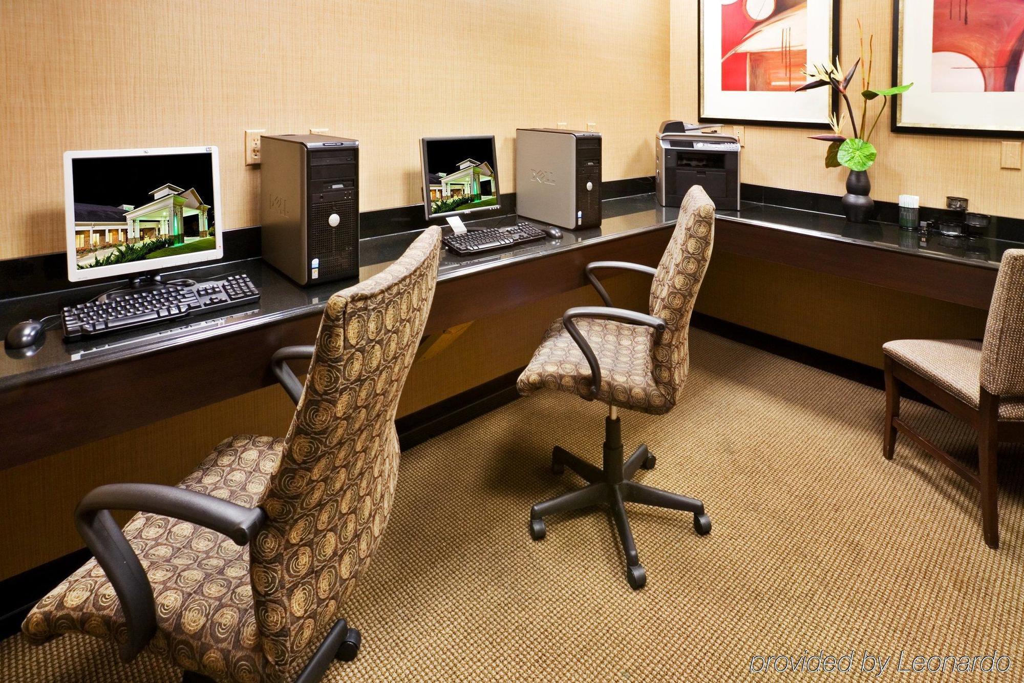 Springhill Suites By Marriott Denton Facilități foto